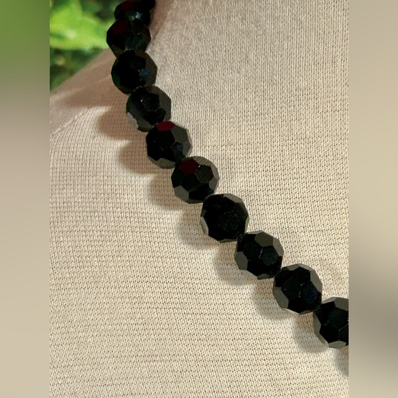 Vintage Black Glass Beaded Choker Necklace Earrings Set 7" - Picture 2 of 5